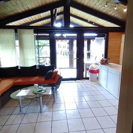 Max In Koblenz-guels Am Guelser Moselbogen Holiday home *