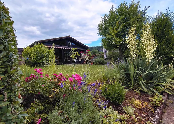 Semesterbostad Max In Koblenz-guels Am Guelser Moselbogen